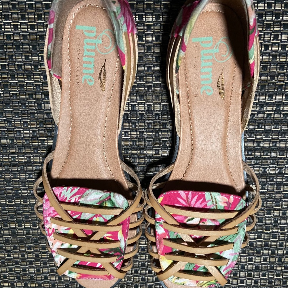 Floral sandals